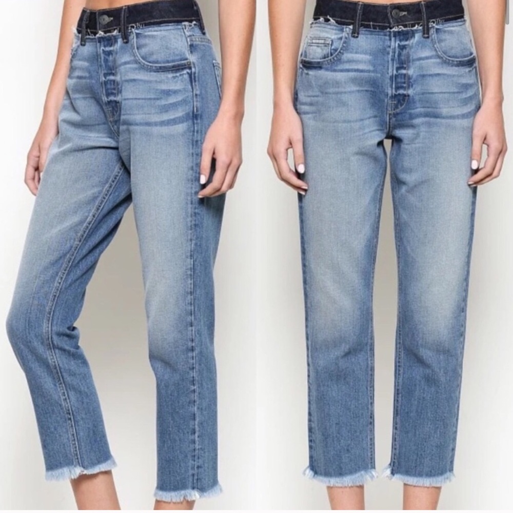 Hidden Zoey Light Wash High Rise Mom Jeans Size 24